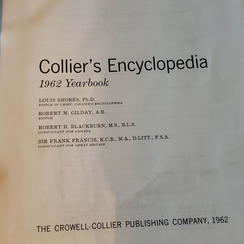 Vintage!😍HP 1962 Collier's Encyclopedia Yearbook. Great condition. - Picture 3 of 7